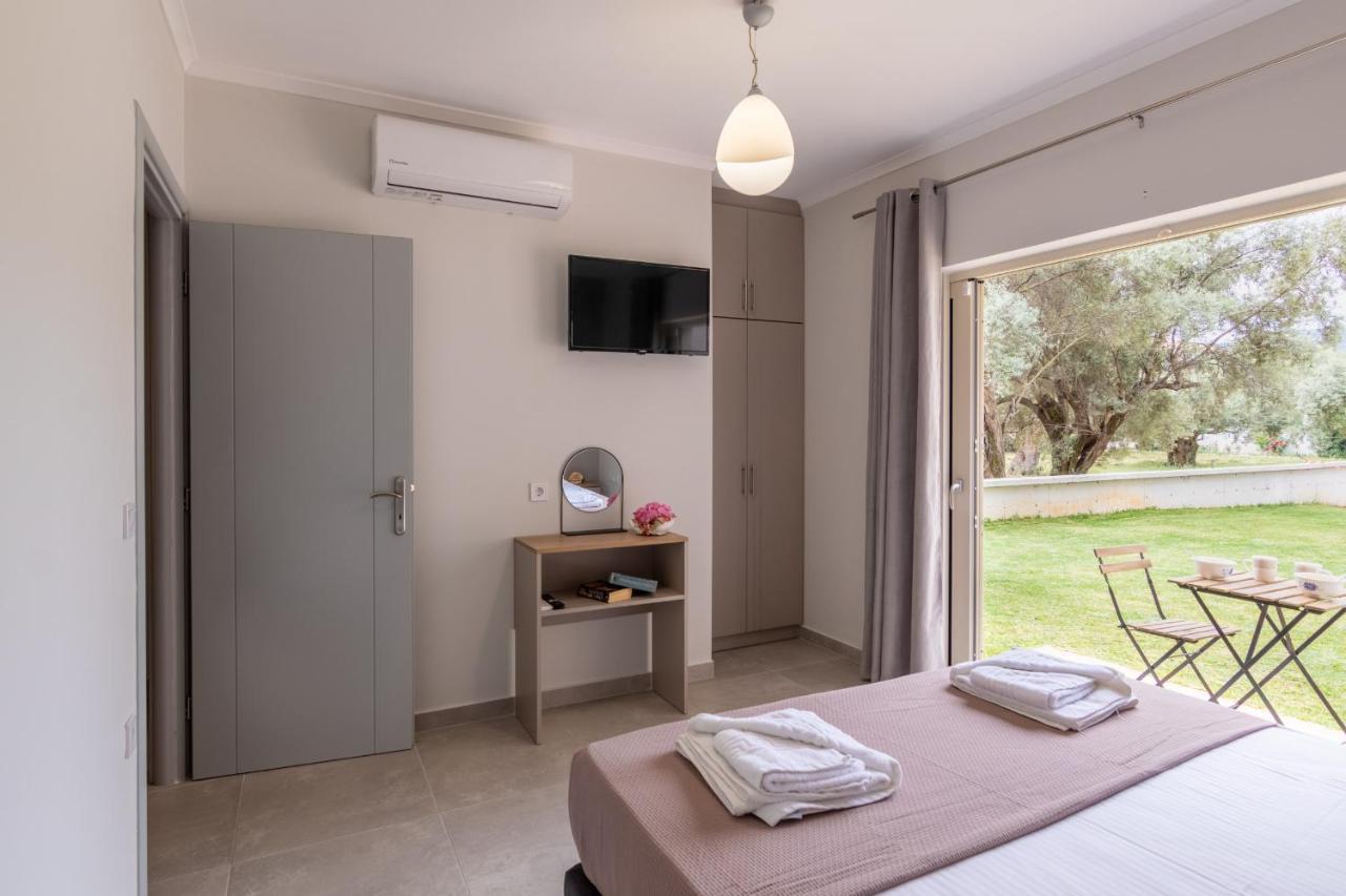 Elite City Apartments & Maisonettes Лефкада Екстериор снимка